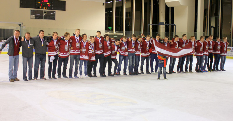 U18 Šveicē, U20 Itālijā, sievietes Francijā