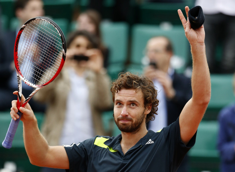 Gulbis Parīzē noņem "Federera lāstu"