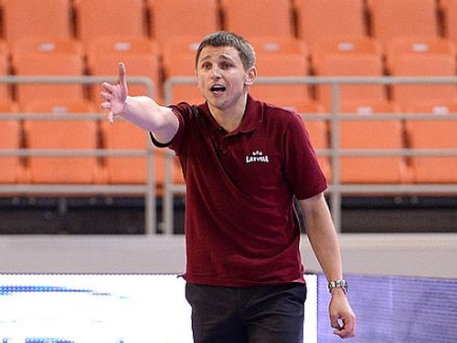 Latvijas U20 izlase cīņu par 13. vietu turpinās pret Vāciju