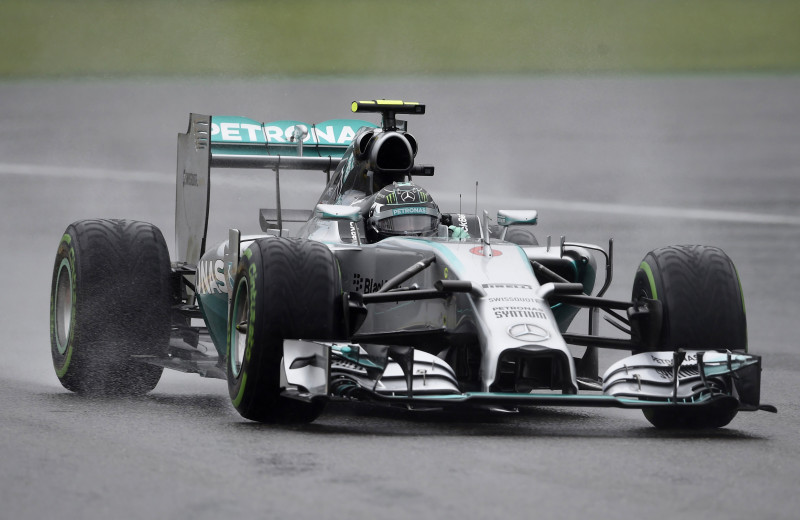 Rosbergam uzvara ceturtajā F1 kvalifikācijā pēc kārtas