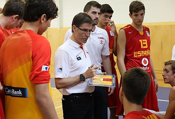 Spānijas U16 izlase kā pēdējā kvalificējas ceturtdaļfinālam