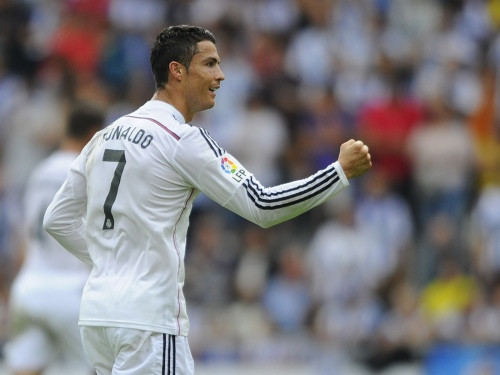 Ronaldu hat-trick, Madrides "Real" gūst astoņus vārtus Lakorunjā