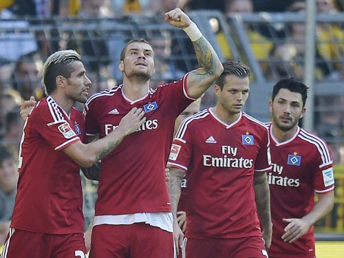 Rudņevam dažas minūtes, HSV gūst pirmo uzvaru sezonā