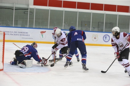 U-17 izlase piekāpjas arī slovākiem, turnīru noslēdz pēdējā vietā