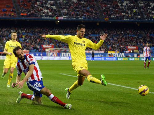 "Atletico" pirmo reizi zaudē mājās un neizmanto iespēju panākt "Barcelona"