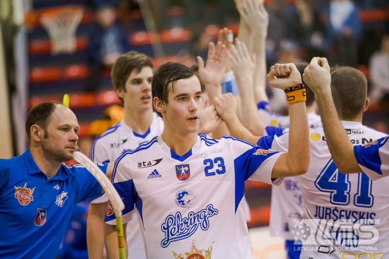 Buldogi "saplosa" vilkus,  "Rīga" un "Cēsu alus/Lekrings" uzvar ar 9:3