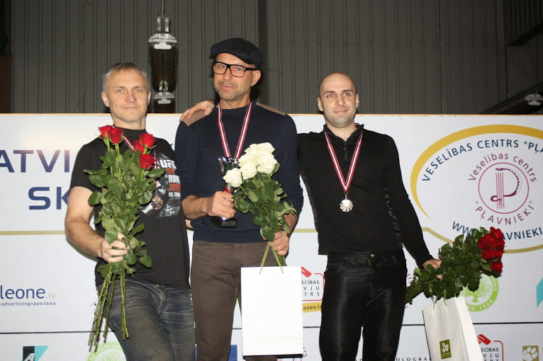 Pāvulāns un Mackeviča atkārtoti triumfē Latvijas skvoša čempionātā