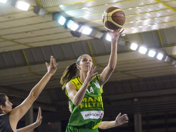 Vītolai spožs "double-double" Salamankā, Liepkalnei "netīrais ducis"