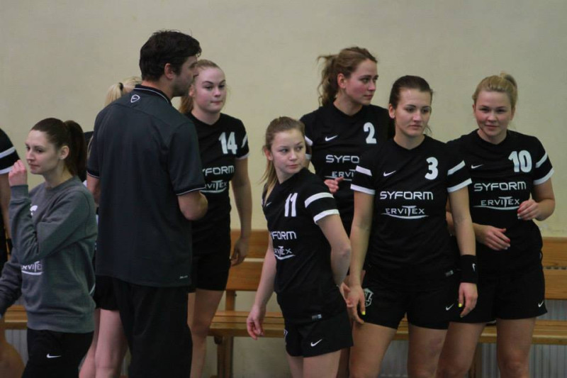 LSPA handbolistes triumfē regulārajā čempionātā