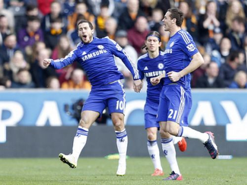 "Chelsea" nervozā spēlē izrauj uzvaru pret "Hull"