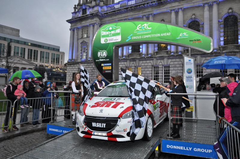 Abas "Sports Racing Technologies" ekipāžas iekļūst labāko sešiniekā rallijā Īrijā