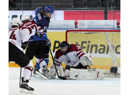 Latvijas jaunieši ar 1:3 piekāpjas somiem