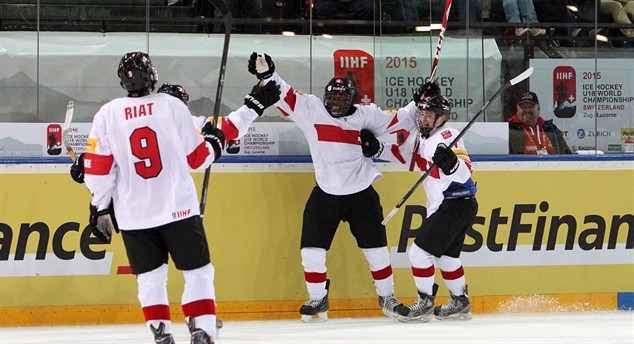 Šveices U18 hokejisti aizsūta mājās Krieviju - 5:0