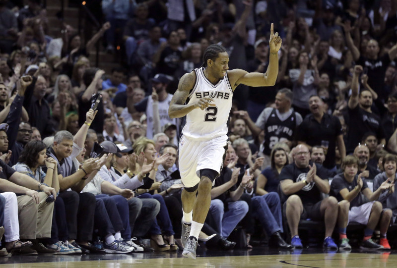 Sanantonio sakauj "Clippers", Hārdens dominē Teksasas sērijā