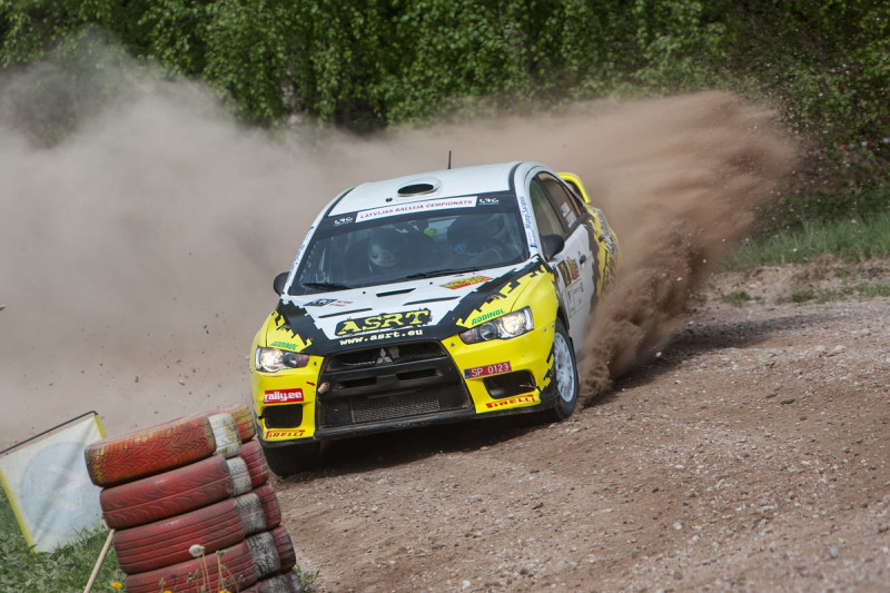 Latvijas rallija čempionāta līderis Plangi Talsu rallijā centīsies pirmo reizi sasniegt finišu