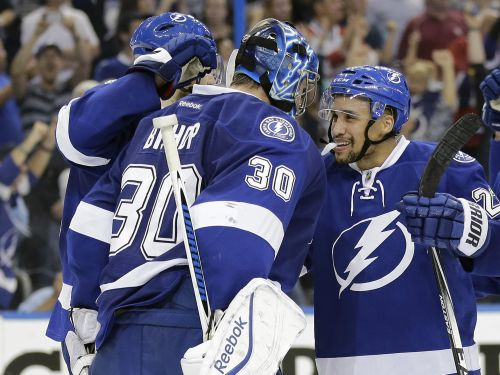 "Lightning" sakauj Monreālu un iekļūst konferences finālā