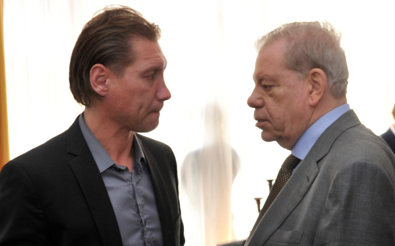 Vecais, labais Kirovs ir atpakaļ. Solīts makā nekrīt!