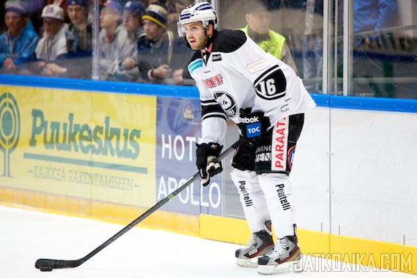 Jaunais "Dinamo" aizsargs: "KHL ir solis augšup karjerā"