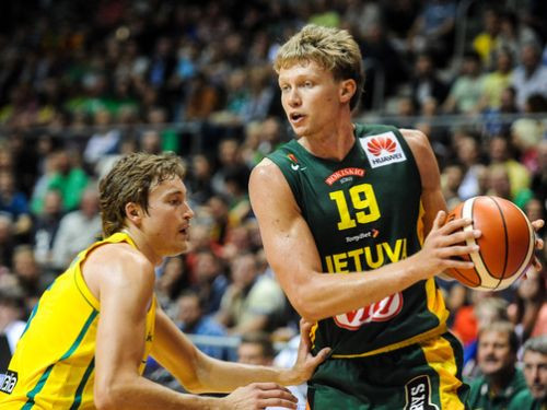Lietuva vēlreiz pārbaudes mačā pieveic Austrāliju
