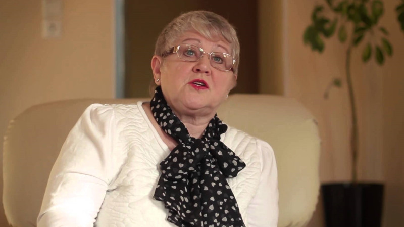 Ko der ielāgot, apmeklējot balli? Iepazīstina etiķetes konsultante