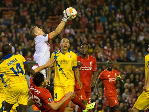 Vaņins ar lielisku sniegumu neļauj "Liverpool" uzvarēt