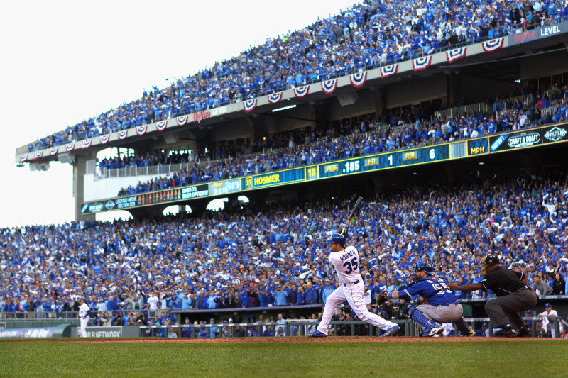 "Royals" soļo pretī MLB finālam