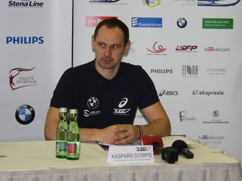 Latvijas kamaniņu izlases galvenais treneris: "Vēl neesam pilnībā gatavi sezonai"