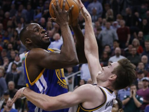 "Warriors" izcīna bilanci 19-0, "Bulls" un "Hawks" uzvar Rietumu milžus
