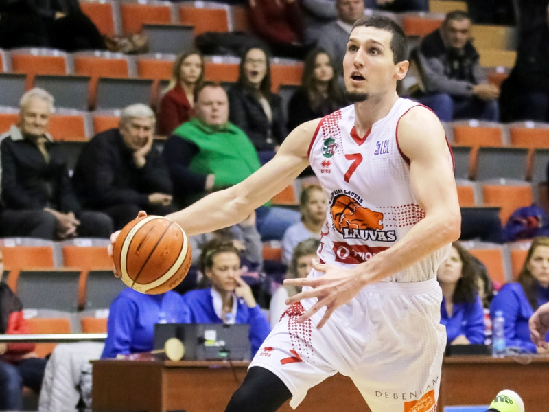 Aldaris LBL Novembra spēlētājs - liepājnieks Stīvs Zeks