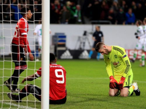 "Wolfsburg" no ČL izslēdz ''United'', Cauņam 90 minūtes pret PSV