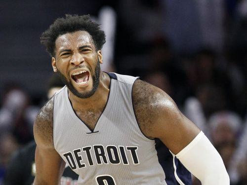 "Warriors" bez Karija uzvar Hjūstonā, Dramondam 23+18 pret Taunsu