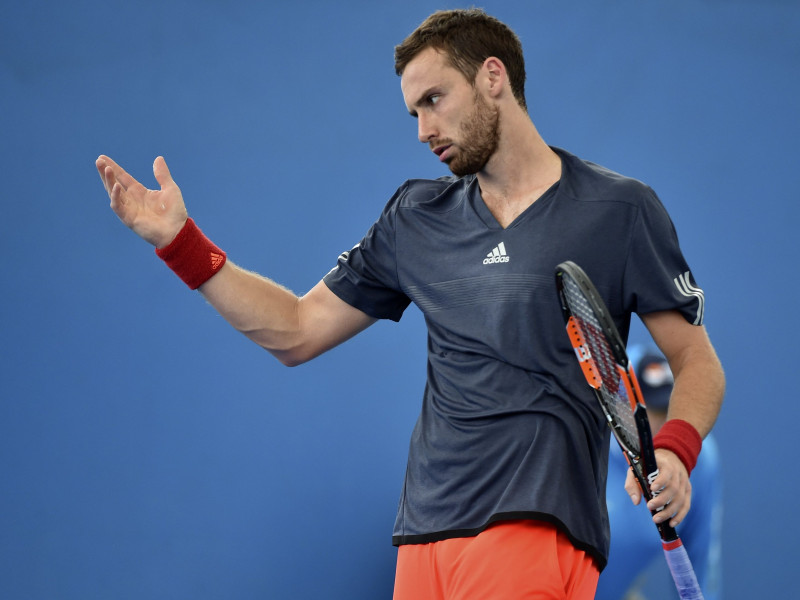 Gulbis Brisbenas kvalifikācijā zaudē japānim Nišioku