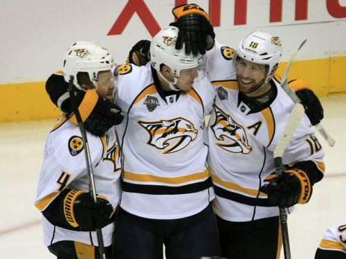 ''Bruins'' 3000. uzvara vēsturē, Džohansenam vārti debijā
