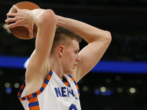 "Knicks" uzņems spēcīgo "Clippers", Porziņģa un Grifina duelis izpaliks