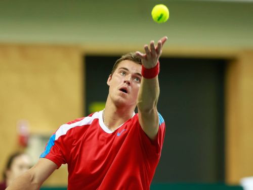 Latvijas tenisisti mēģinās uzvaru nokārtot jau dubultspēlē