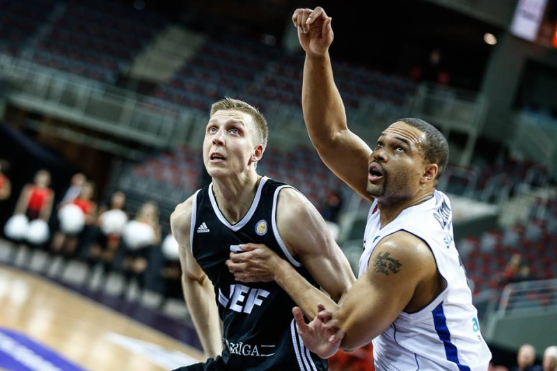 "VEF Rīga" Pūpolu svētdienā noper Mazura trenēto "Vitu"