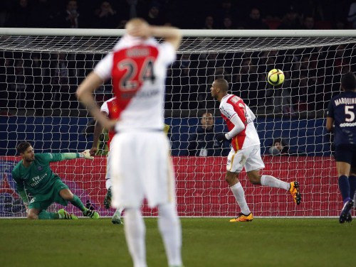 PSG Francijas čempionātā pirmais zaudējums mājās gandrīz divu gadu laikā