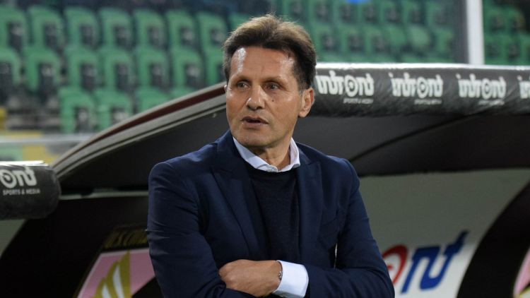 A Sērijas klubs "Palermo" devīto reizi sezonā maina galveno treneri