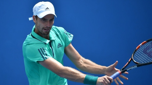 Gulbis atspēlējas pret milzi Karloviču un izcīna trešo uzvaru pēc kārtas