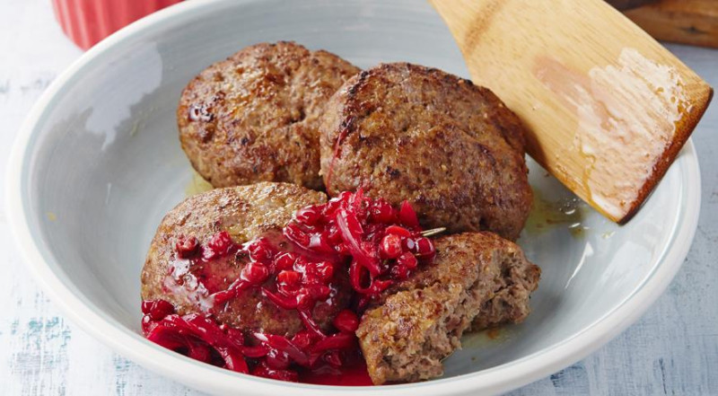 Mežacūkas gaļas kotletes