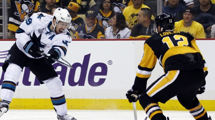 "Penguins" dosies pēc Stenlija kausa, "Sharks" - pēc septītās spēles