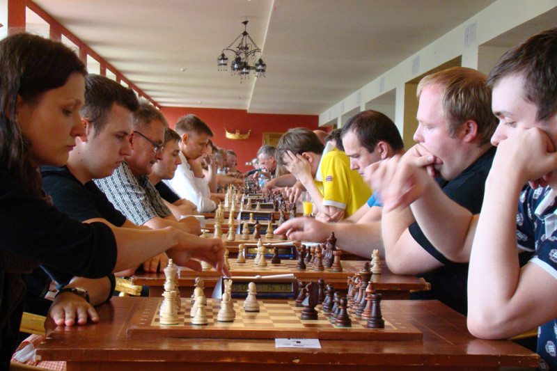Sācies Baltijas valstīs vērienīgākais ātrā šaha festivāls
