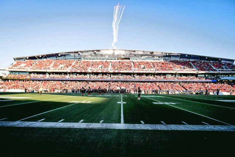 “Redblacks” pārspēj "Eskimos" un atgūst līderpozīcijas