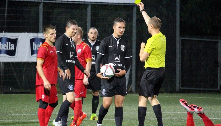 ''Caramba/Rīga'' grauj Rīgas čempionāta spēlē