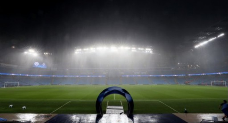 "Manchester City" un "Borussia" spēli pārceļ lietus dēļ