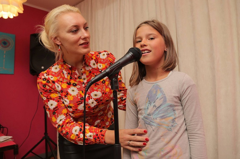 RĪGAS POP&ROCK STUDIJA septembrī un oktobrī meklē jaunos talantus