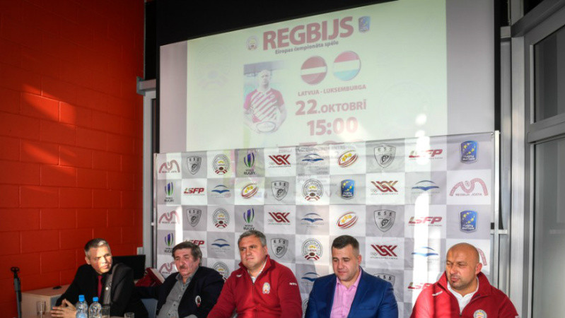 Latvijas regbija izlase ar angļu brāļiem cer spert nākamo soli