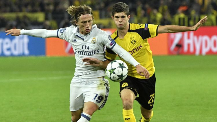 "Real" pret Dortmundi cīņā par pirmo vietu Čempionu līgas F grupā