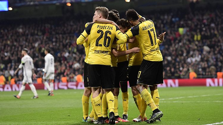 Dortmunde mača izskaņā izrauj neizšķirtu pret ''Real'' un uzvar F grupā