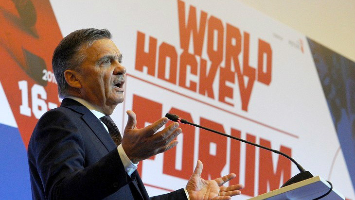 Hokeja PČ saimniece Šveice aizliedz lielus pasākumus līdz aprīļa beigām